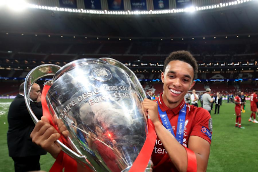 cầu thủ Trent Alexander-Arnold 